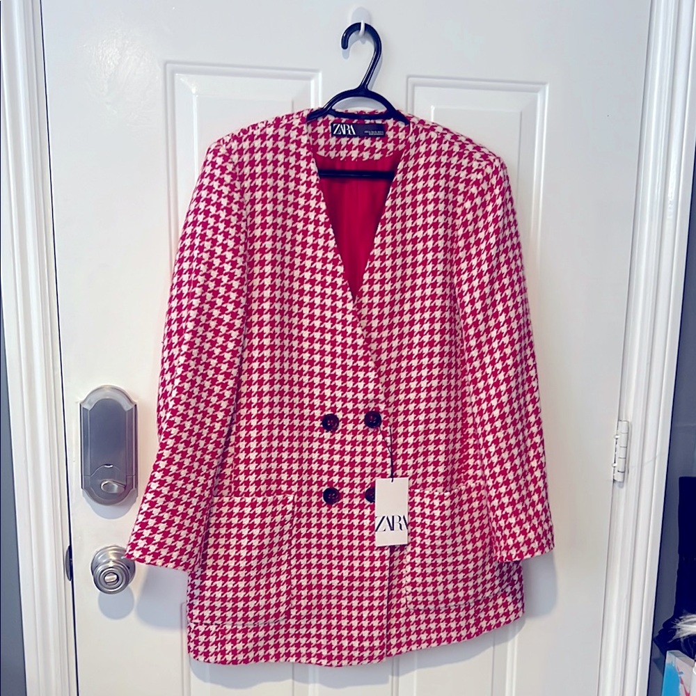 Zara Red and White Houndstooth Blazer with Notched Lapels